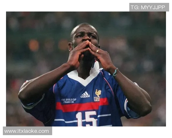 历史法国足球队球星综合排名盘点 从传奇到现役的卓越表现